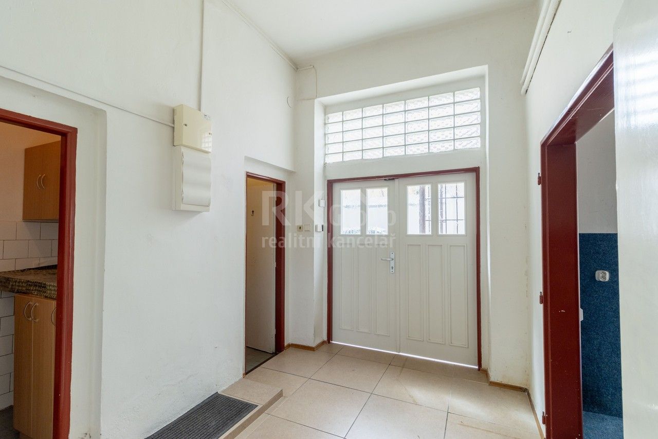 Pronájem nemovitosti 180 m² - foto 4