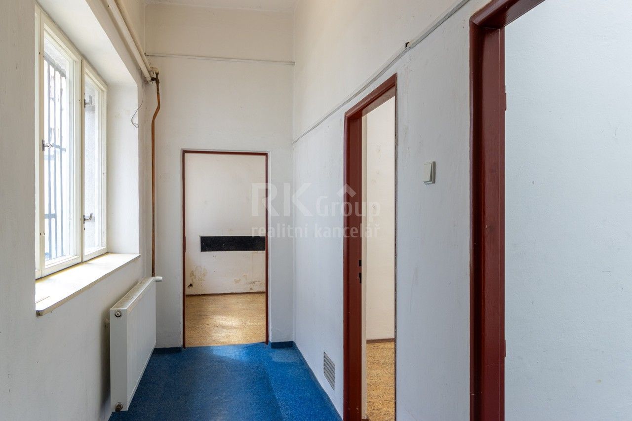 Pronájem nemovitosti 180 m² - foto 8