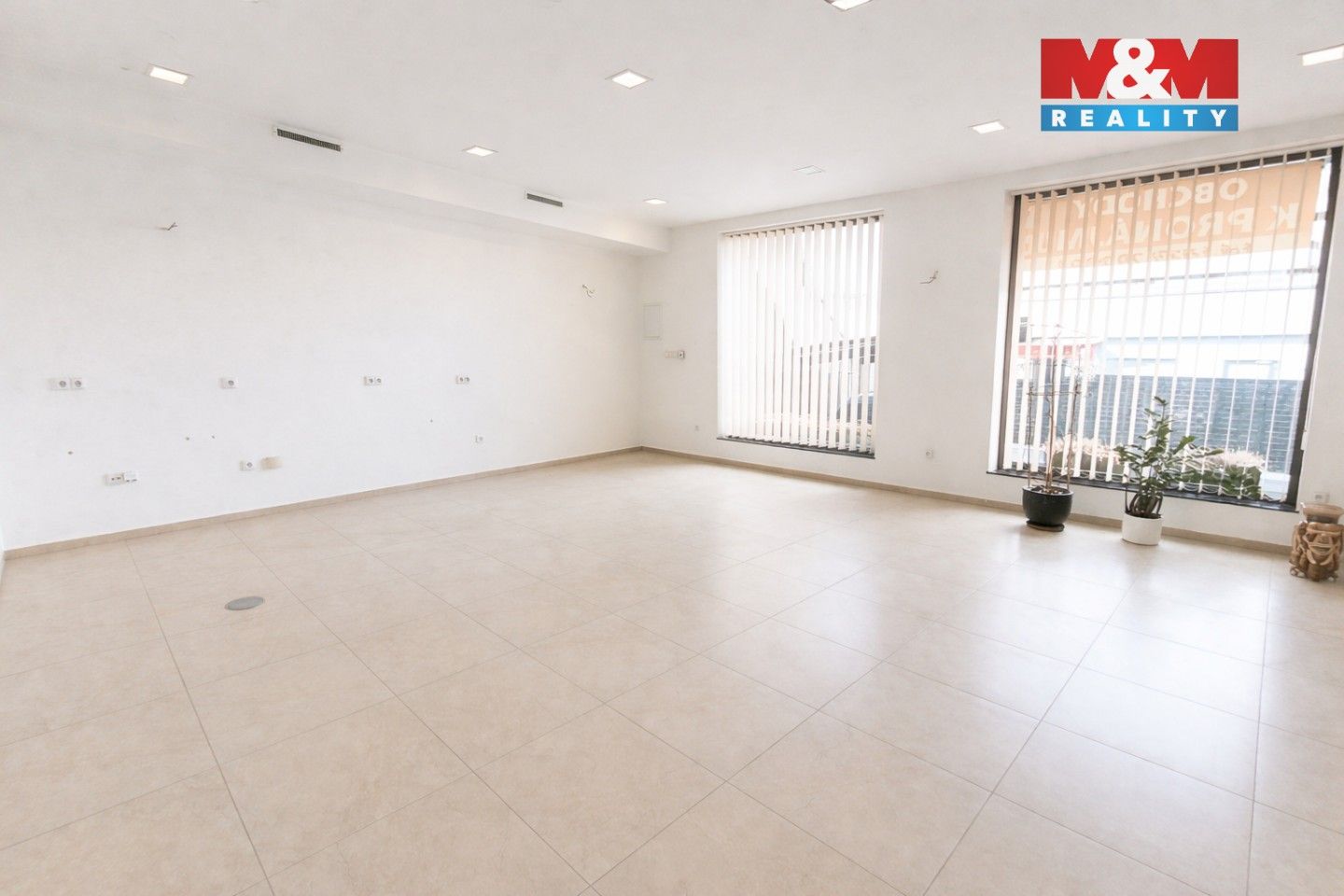 Pronájem komerčního prostoru 38 m² - foto 4