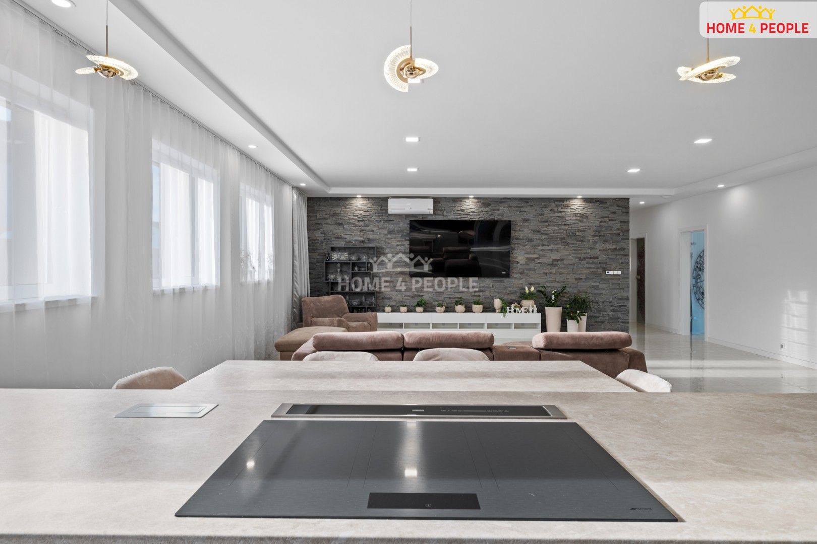 Prodej nemovitosti 166 m² - foto 3