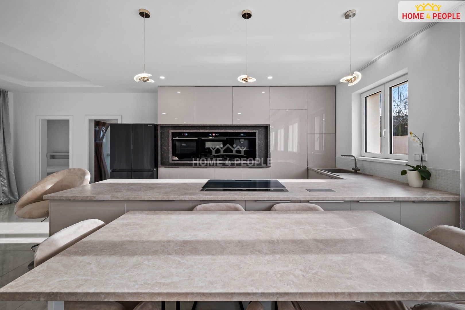 Prodej nemovitosti 166 m² - foto 6