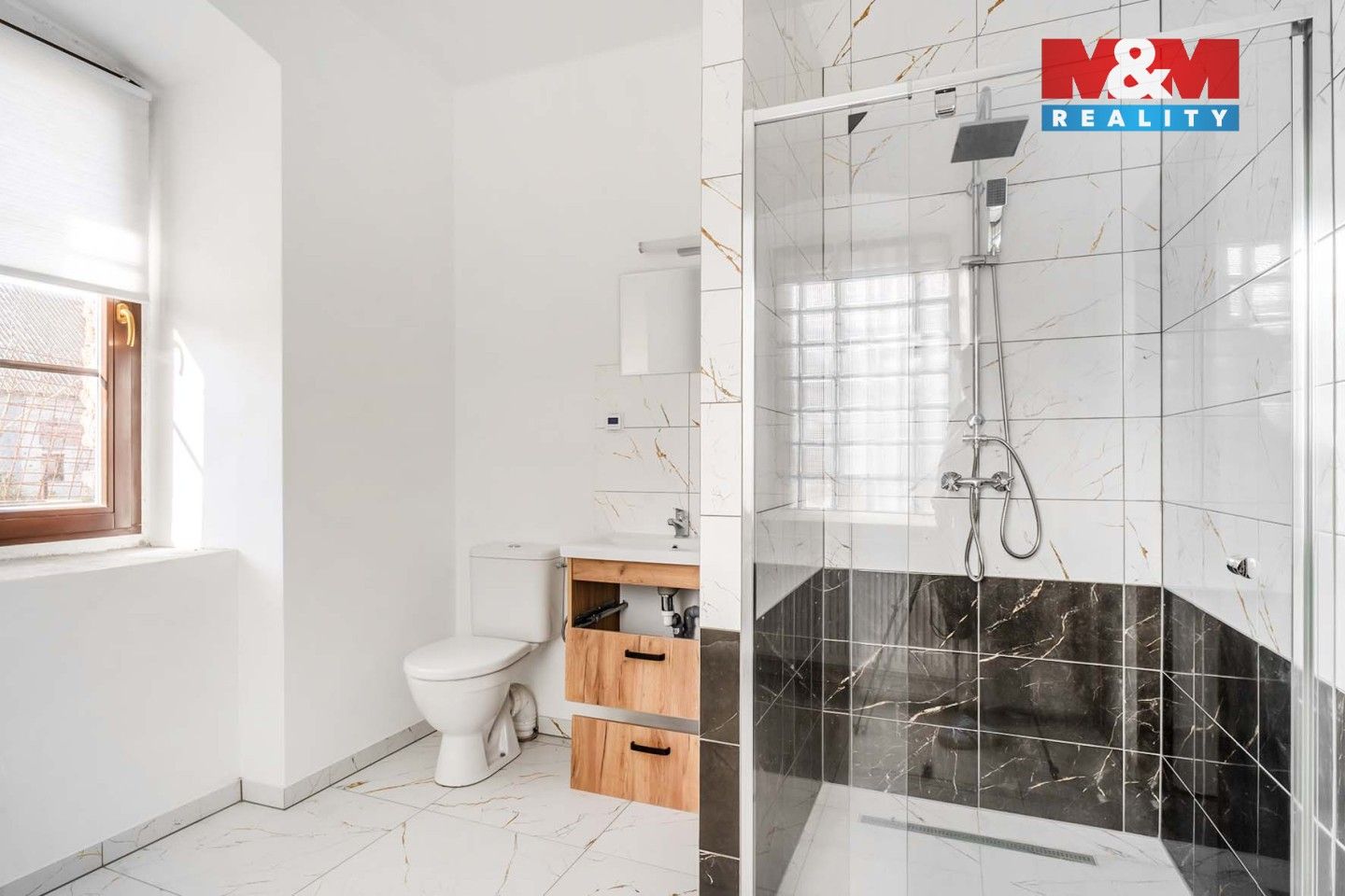 Prodej domu 300 m² - foto 4