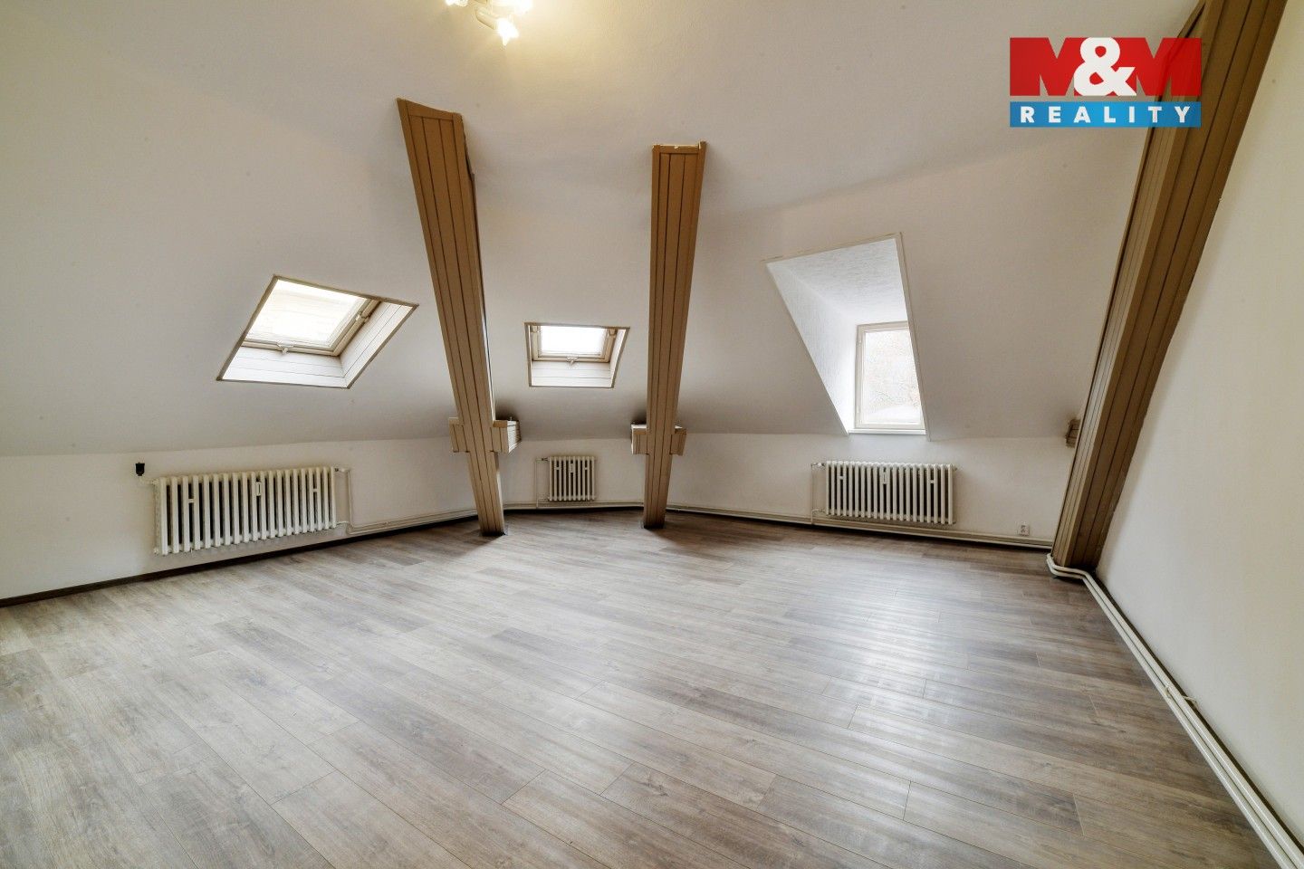 Pronájem bytu 3+1 110 m² - foto 3
