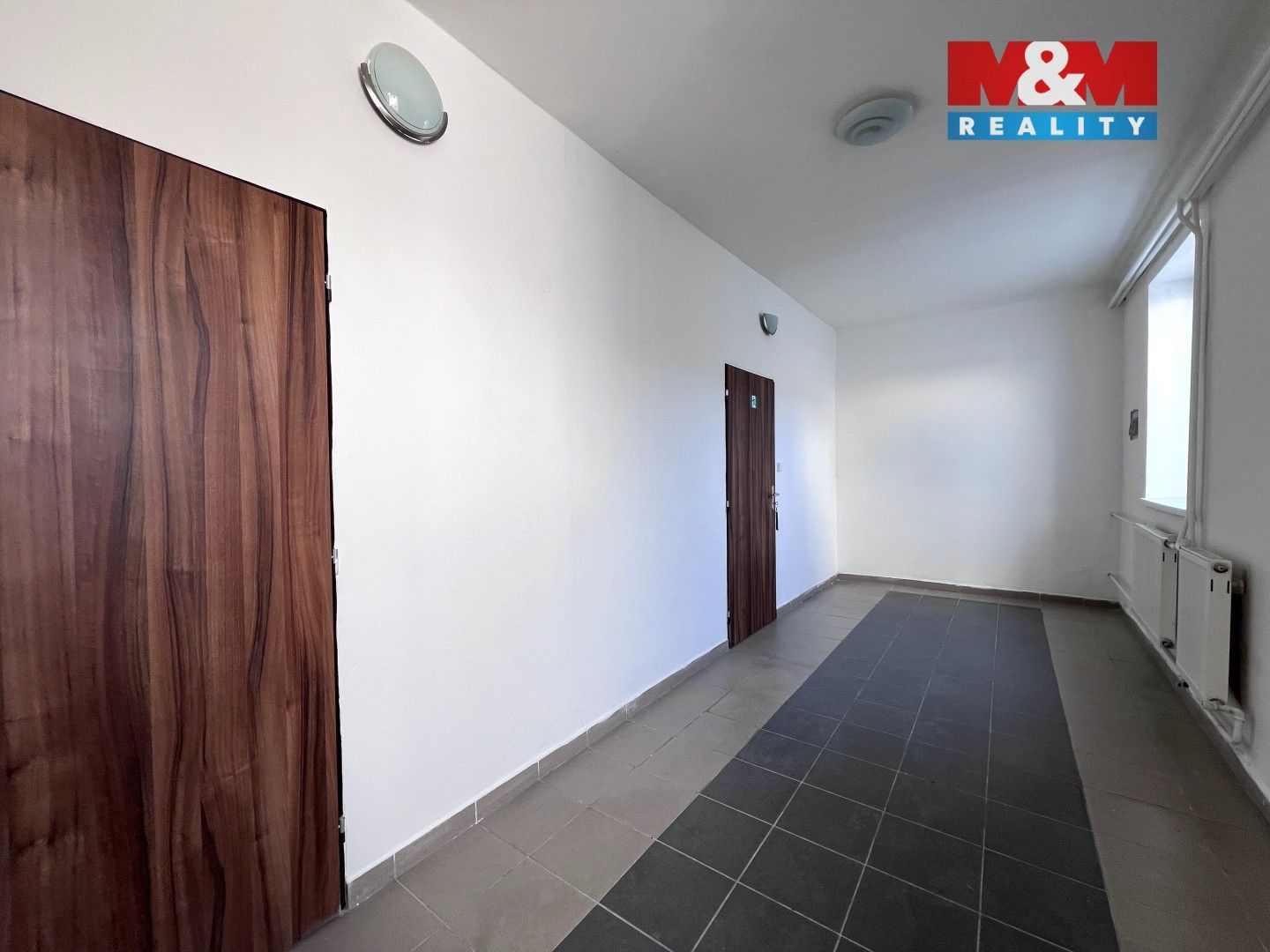 Pronájem komerčního prostoru 210 m² - foto 8