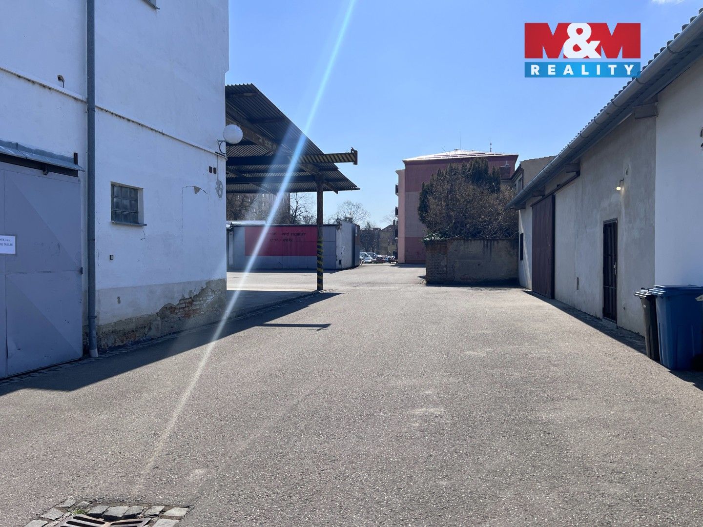 Pronájem komerčního prostoru 210 m² - foto 16