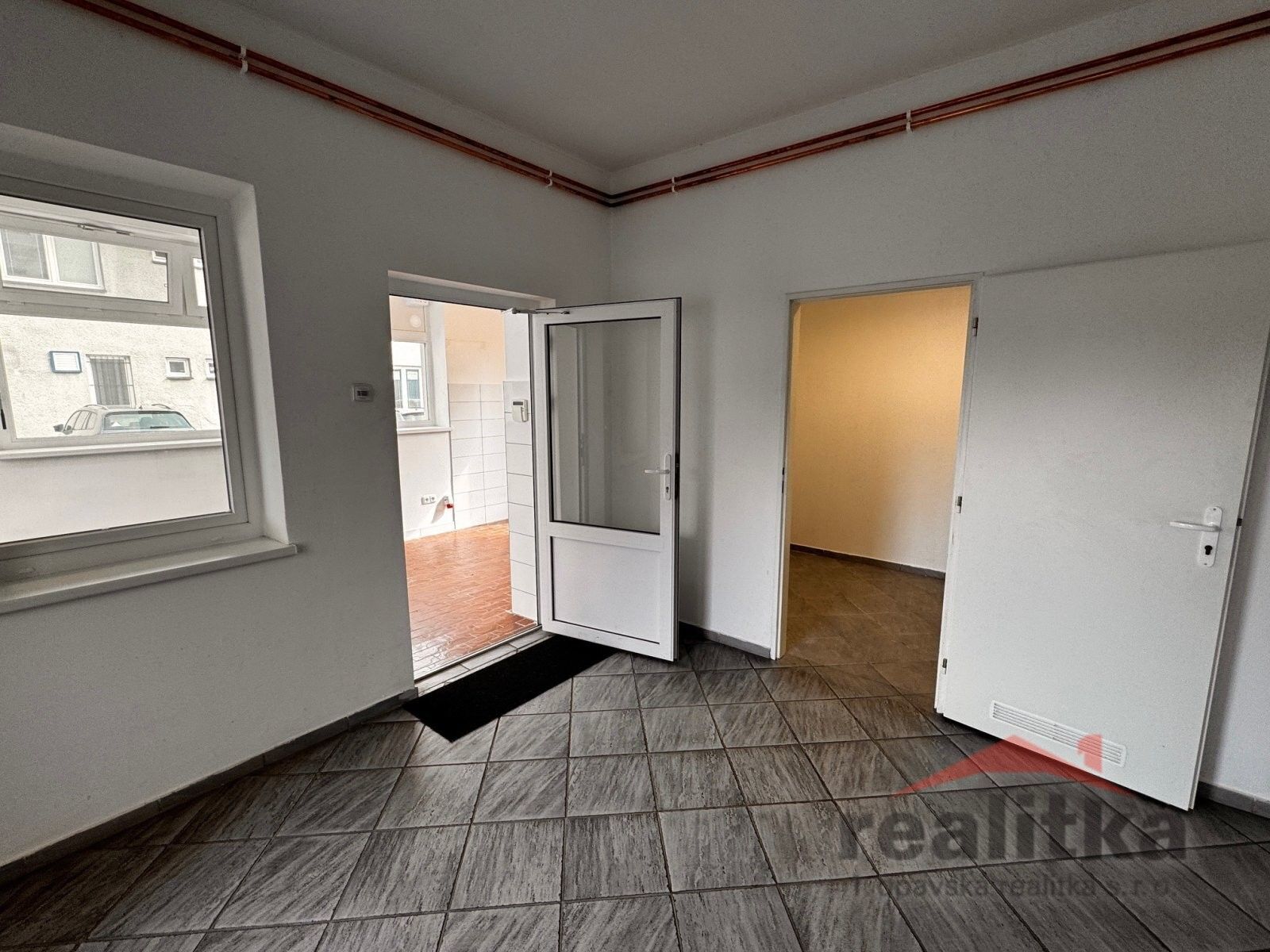 Pronájem komerčního prostoru 23 m² - foto 10