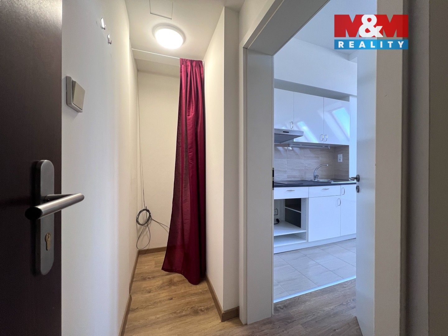 Pronájem komerčního prostoru 42 m² - foto 5