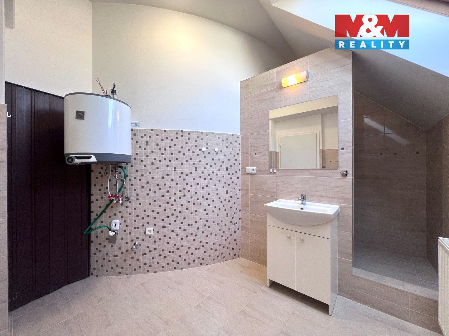 Pronájem komerčního prostoru 42 m² - foto 6