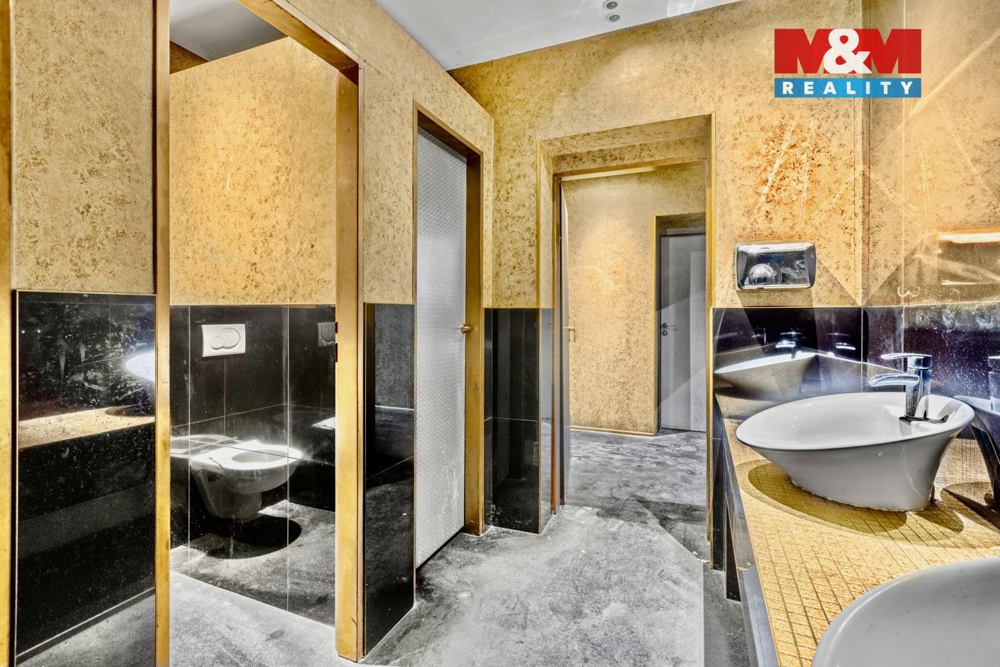 Pronájem komerčního prostoru 289 m² - foto 19