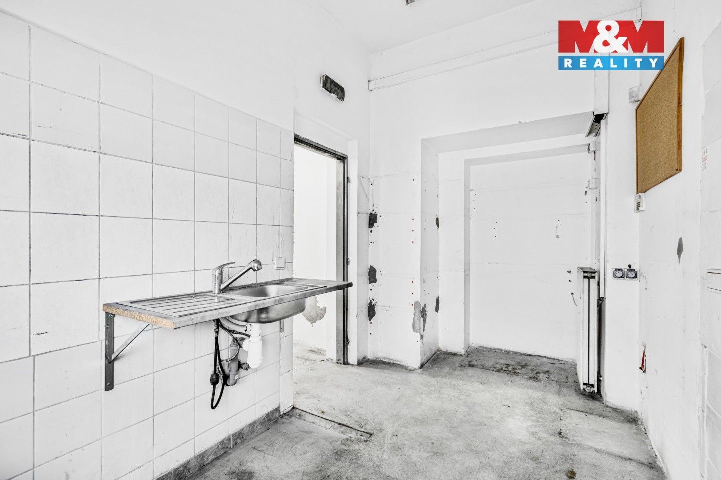 Pronájem komerčního prostoru 289 m² - foto 29