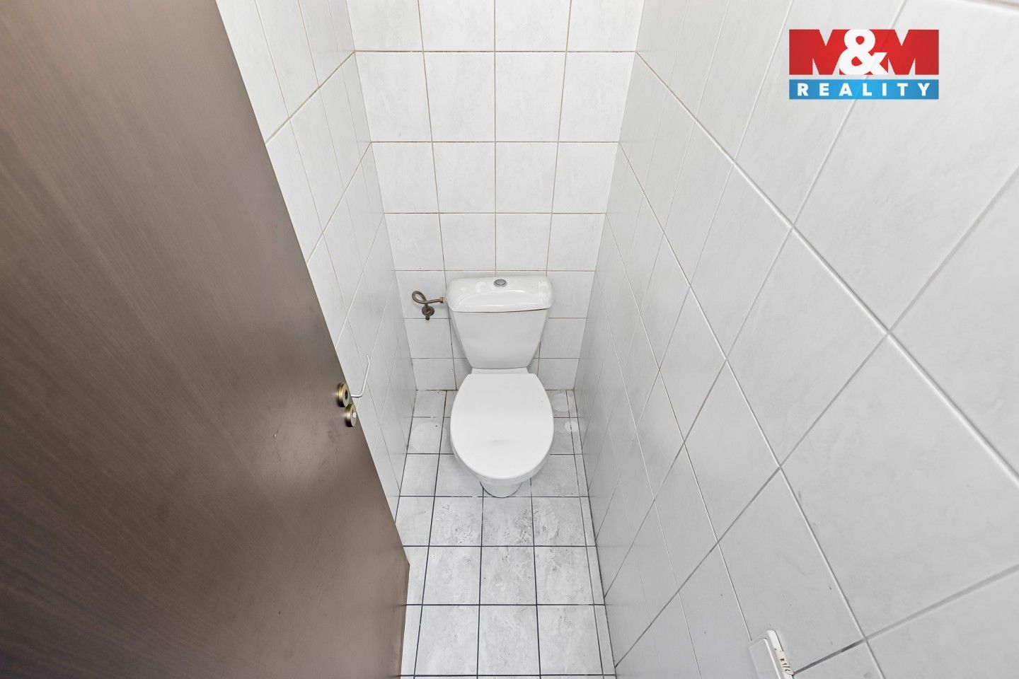Pronájem komerčního prostoru 289 m² - foto 25