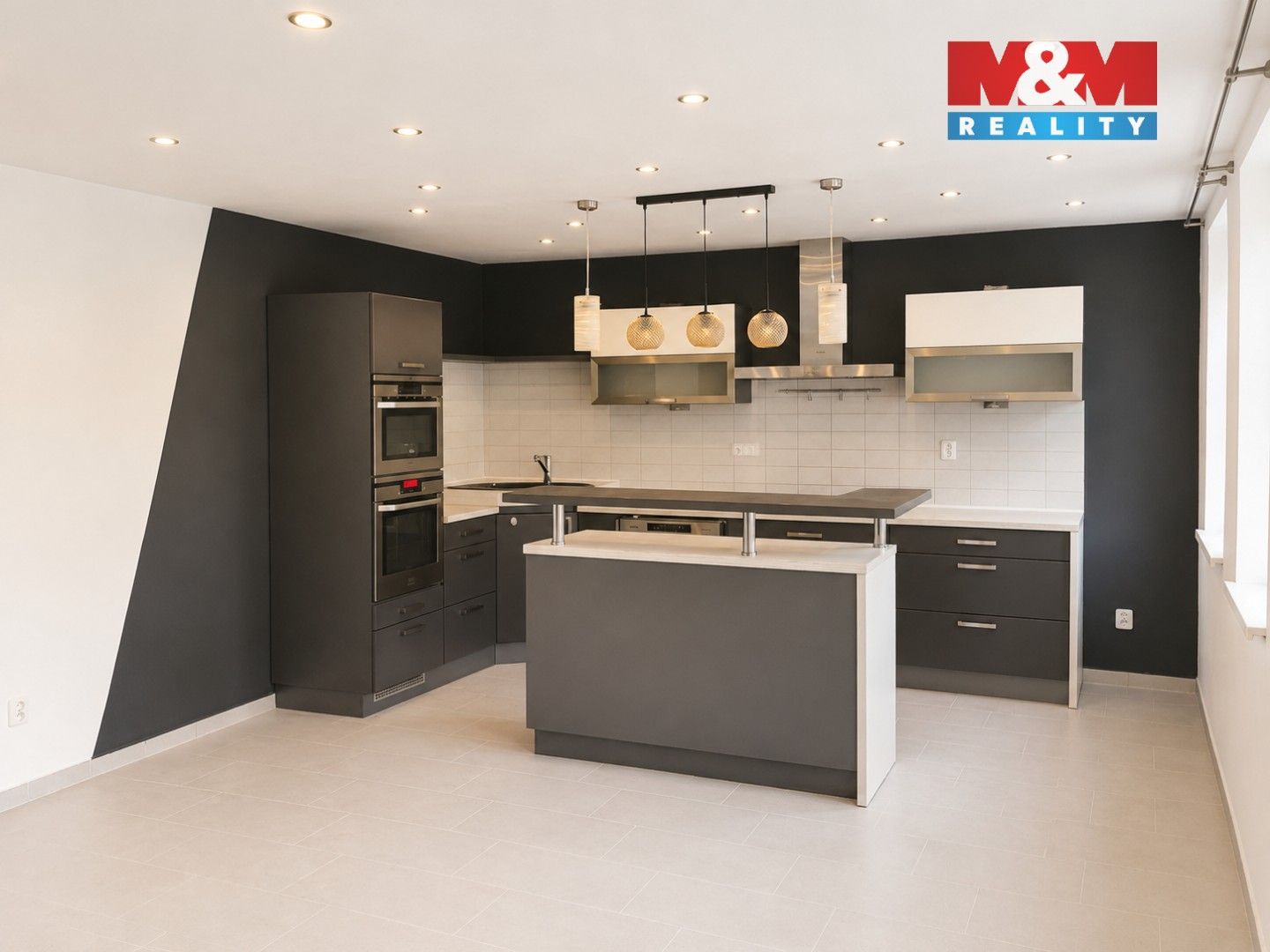 Prodej bytu 2+kk 71 m² - foto 3