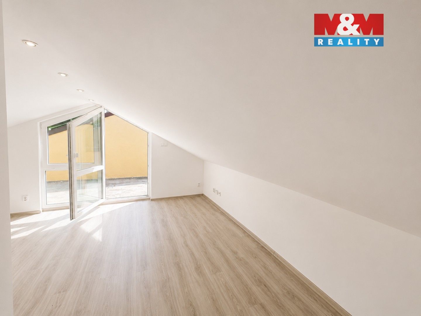 Prodej bytu 2+kk 71 m² - foto 12