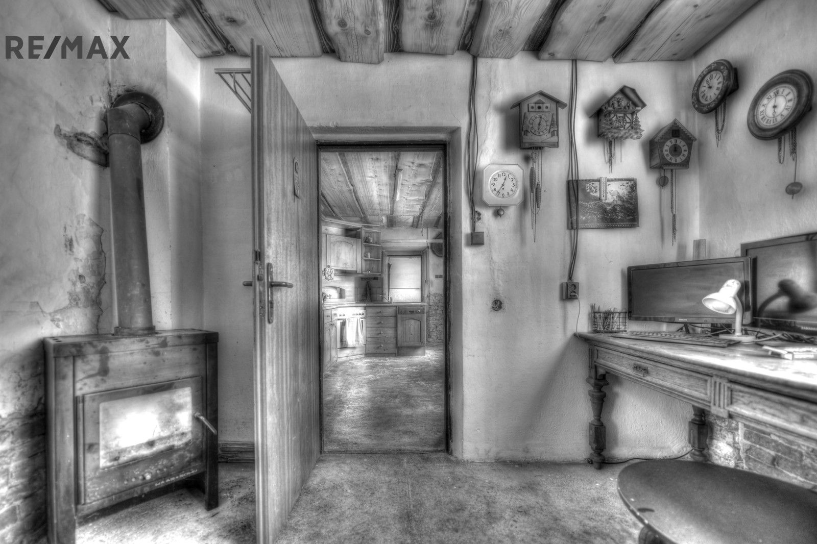 Prodej komerčního prostoru 325 m² - foto 4