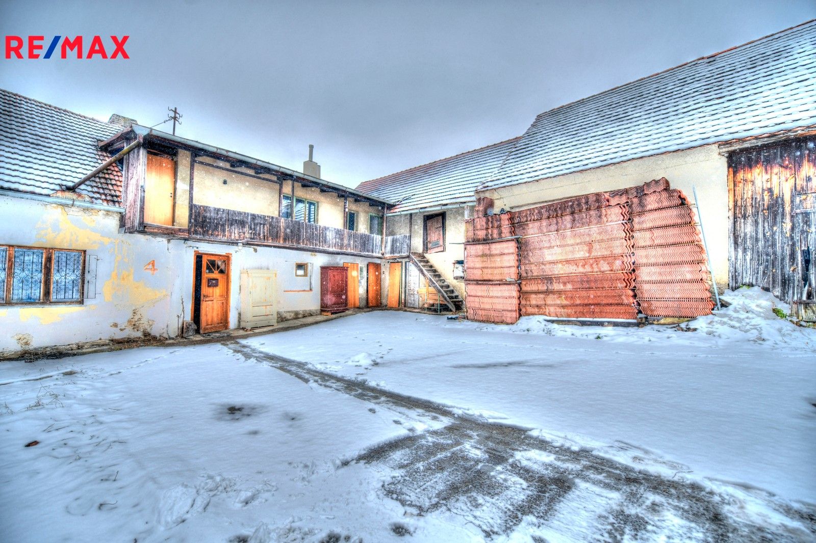 Prodej komerčního prostoru 325 m² - foto 12