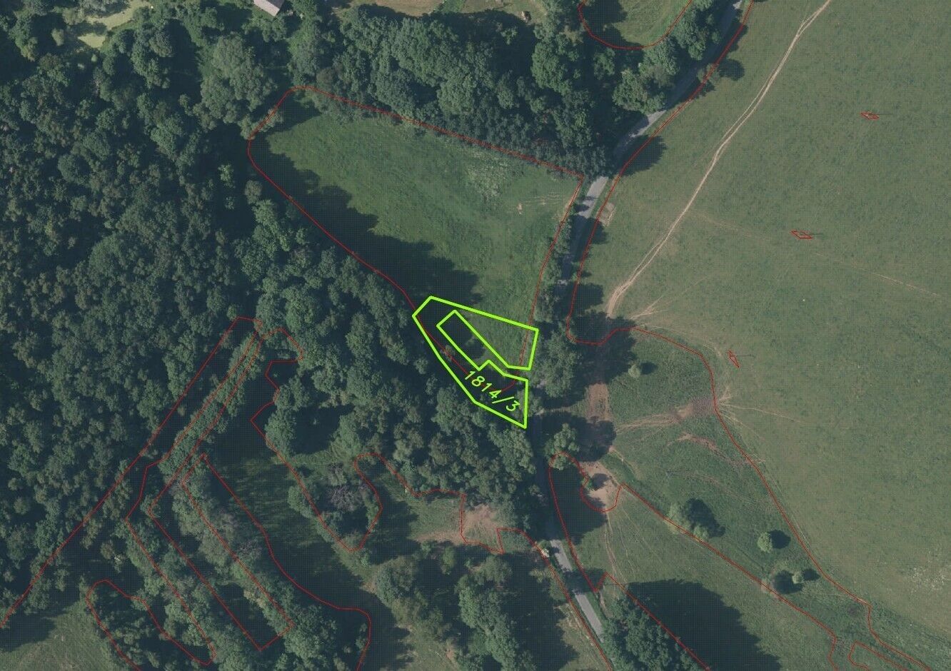 Prodej nemovitosti 1500 m² - foto 2