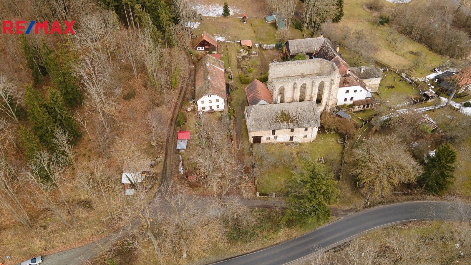 Prodej pozemku 2270 m² - foto 11