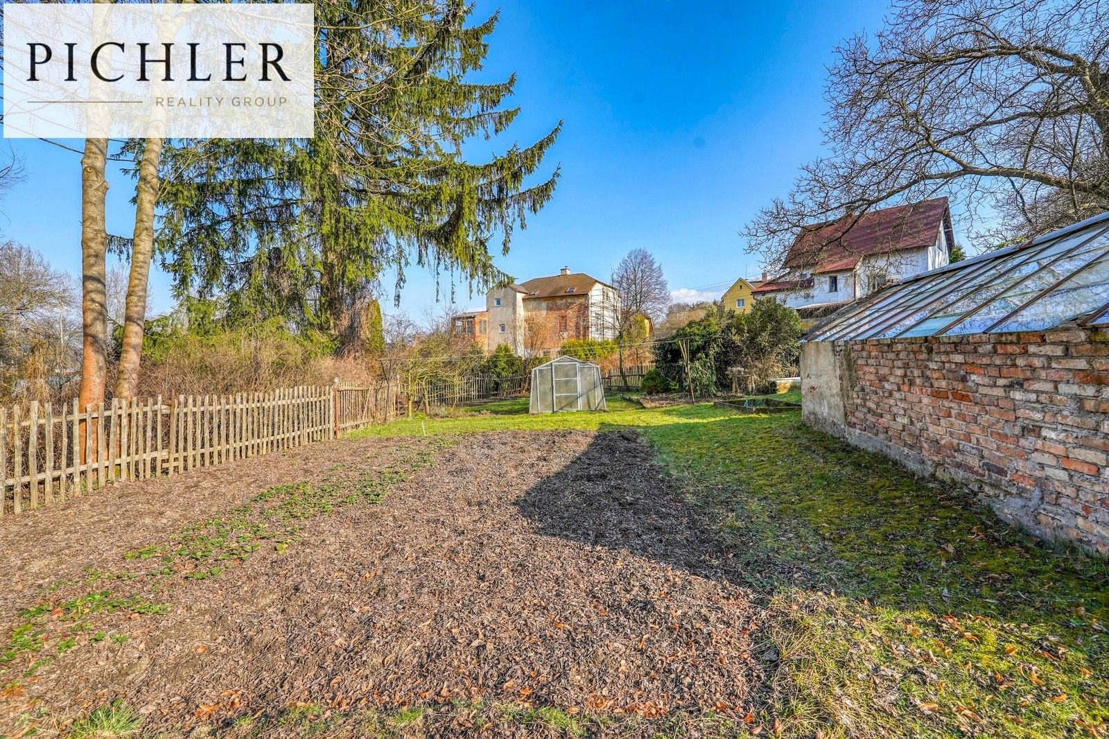 Prodej pozemku 1621 m² - foto 4