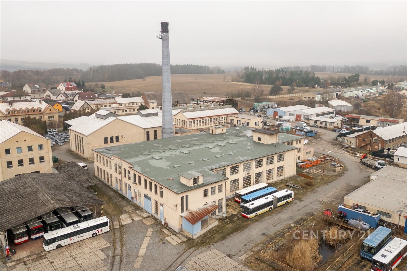 Pronájem komerčního prostoru 1800 m² - foto 4