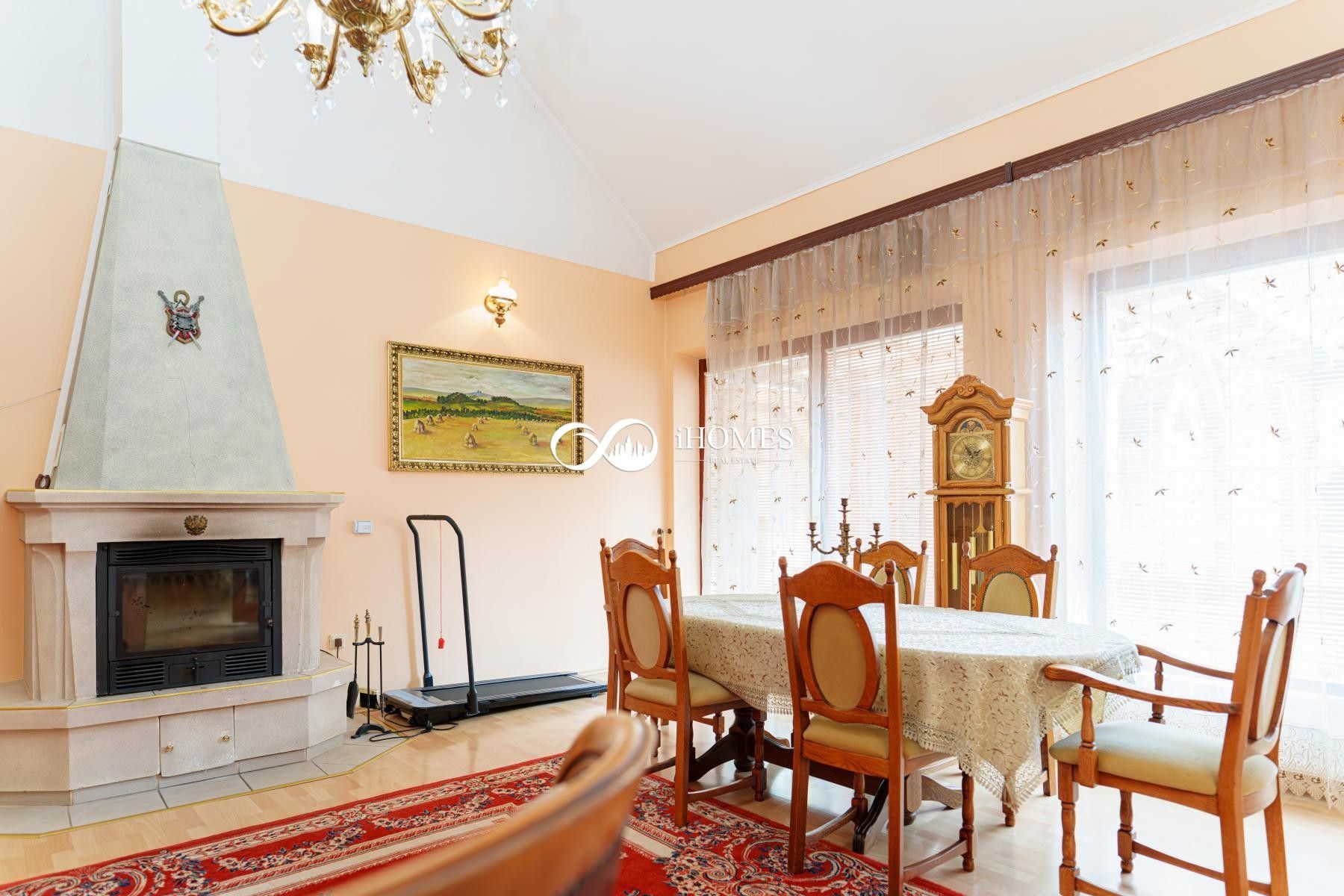 Prodej domu 226 m² - foto 2