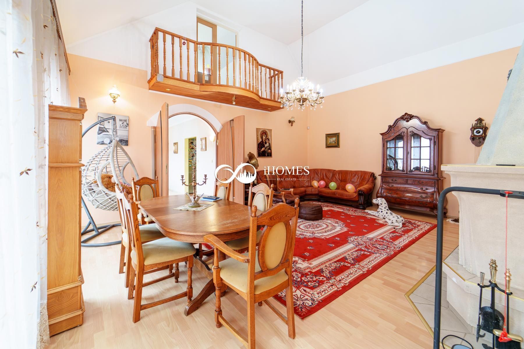 Prodej domu 226 m² - foto 1