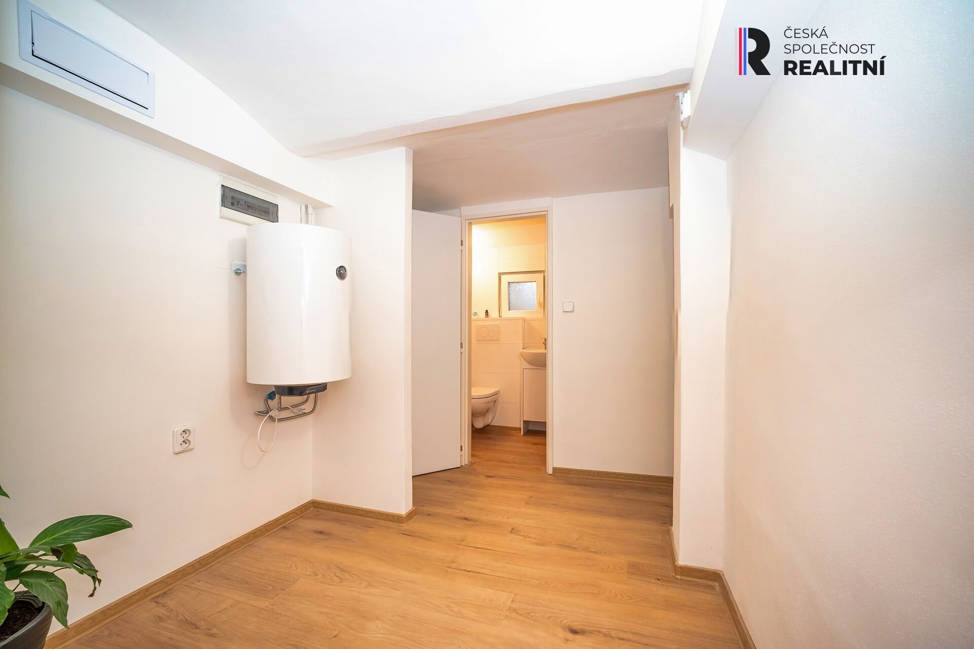 Prodej nemovitosti 50 m² - foto 6