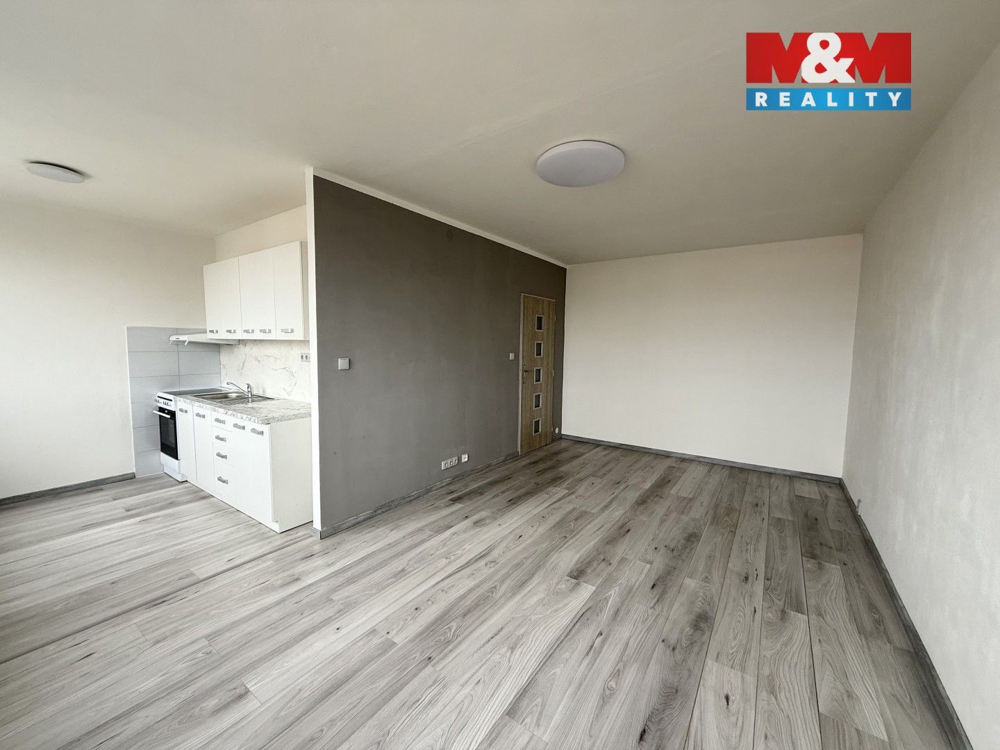 Pronájem bytu 1+1 33 m² - foto 4