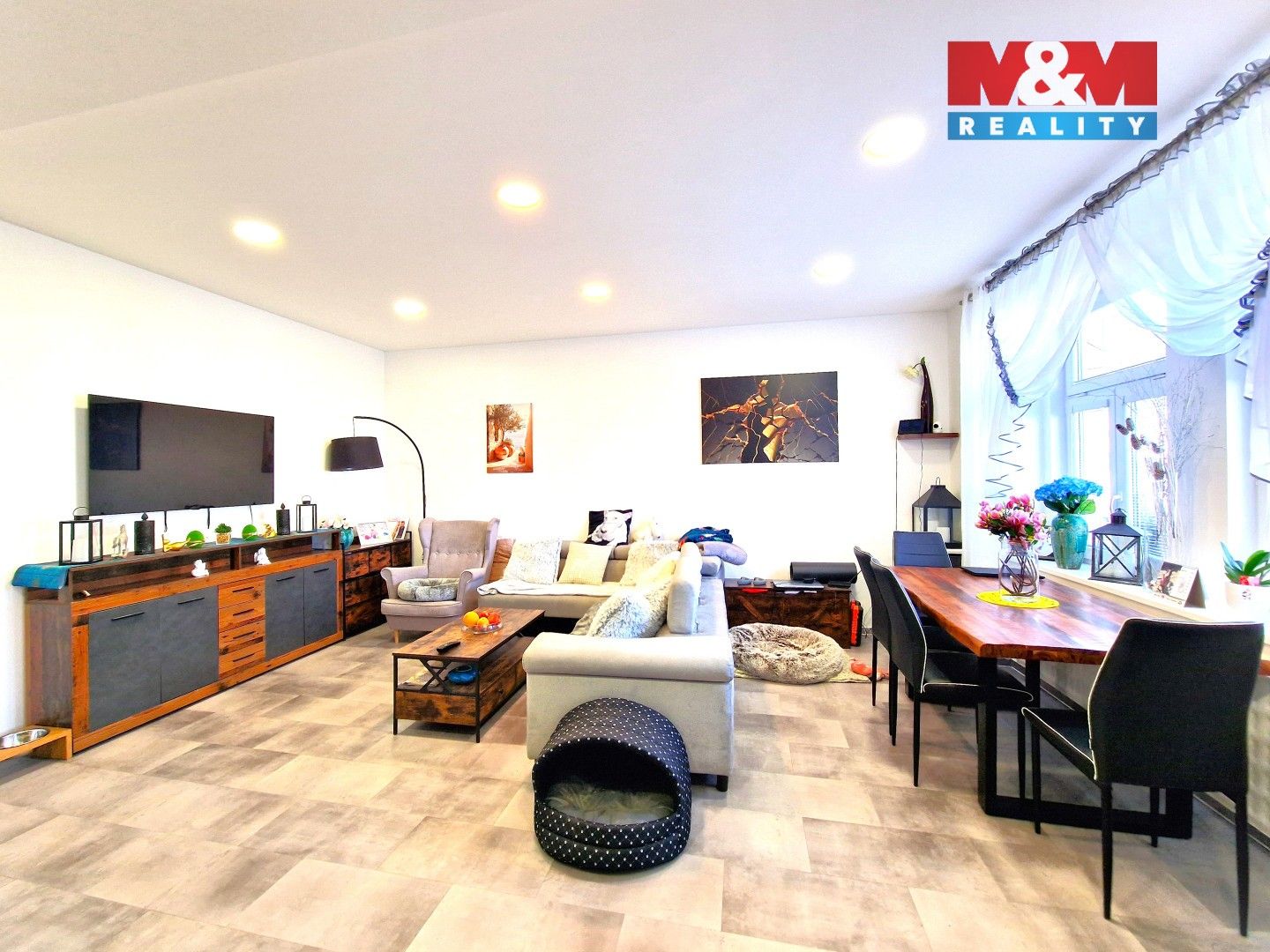 Prodej bytu 2+kk 57 m² - foto 2