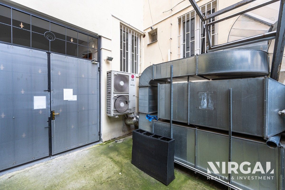 Pronájem komerčního prostoru 198 m² - foto 26
