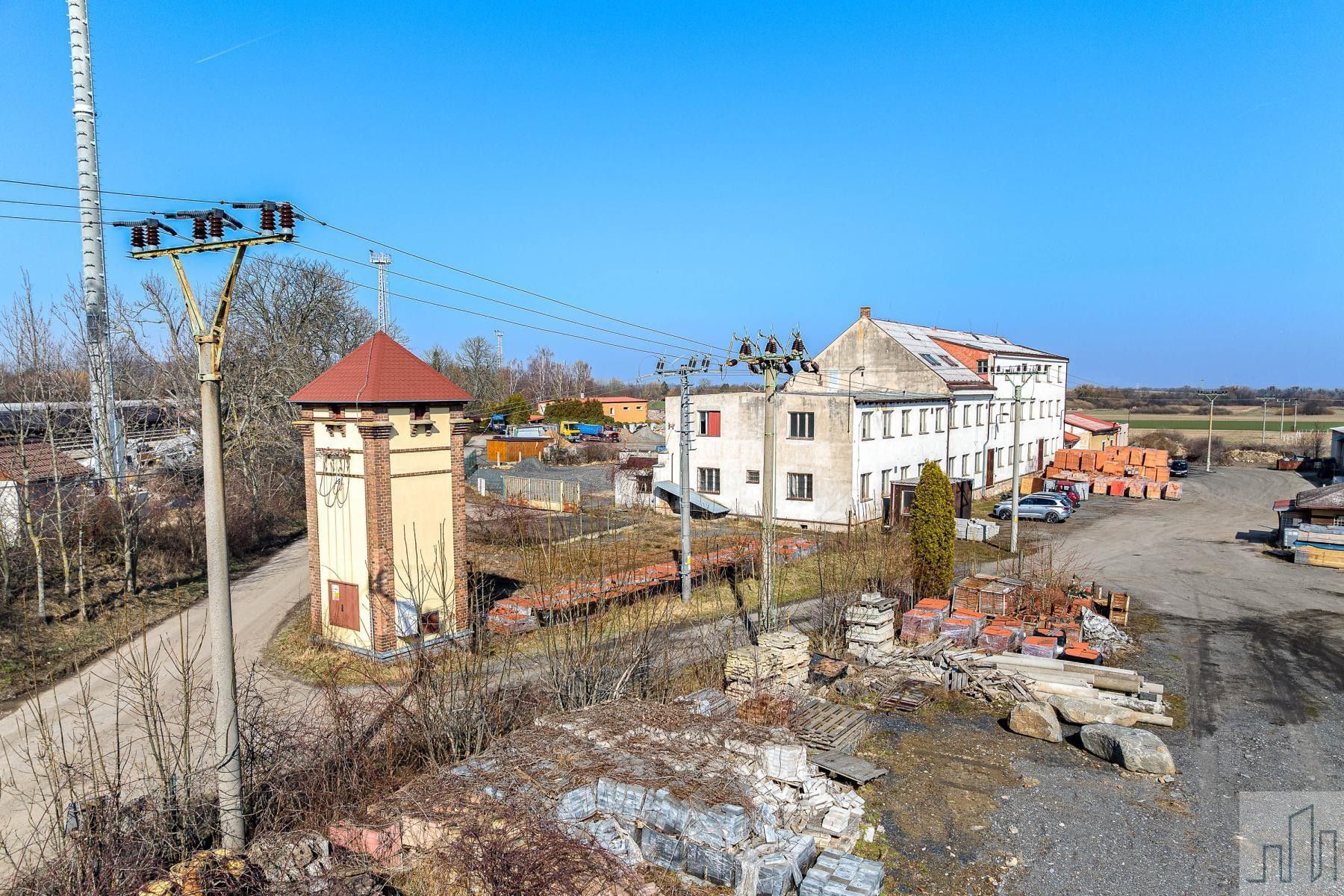 Prodej komerčního prostoru 1970 m² - foto 7