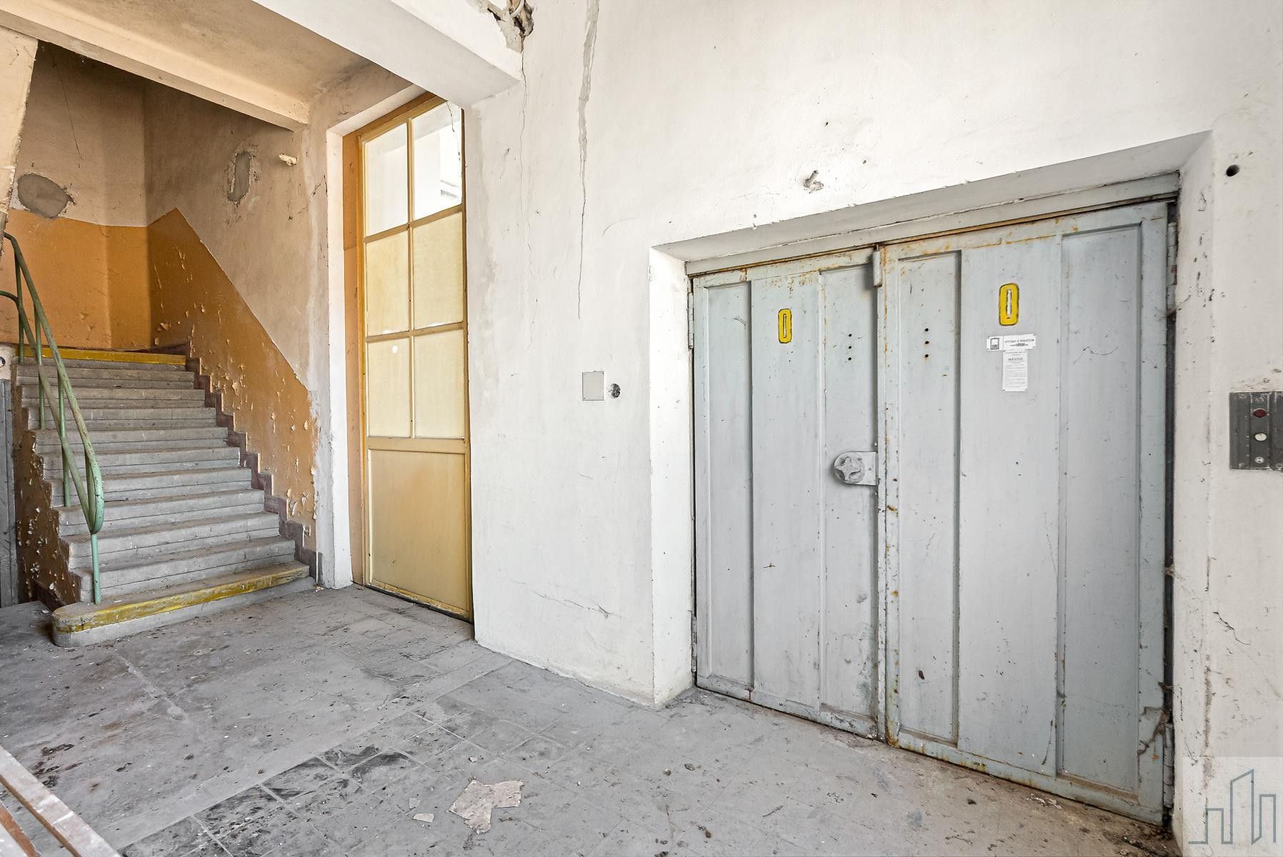 Prodej komerčního prostoru 1970 m² - foto 12