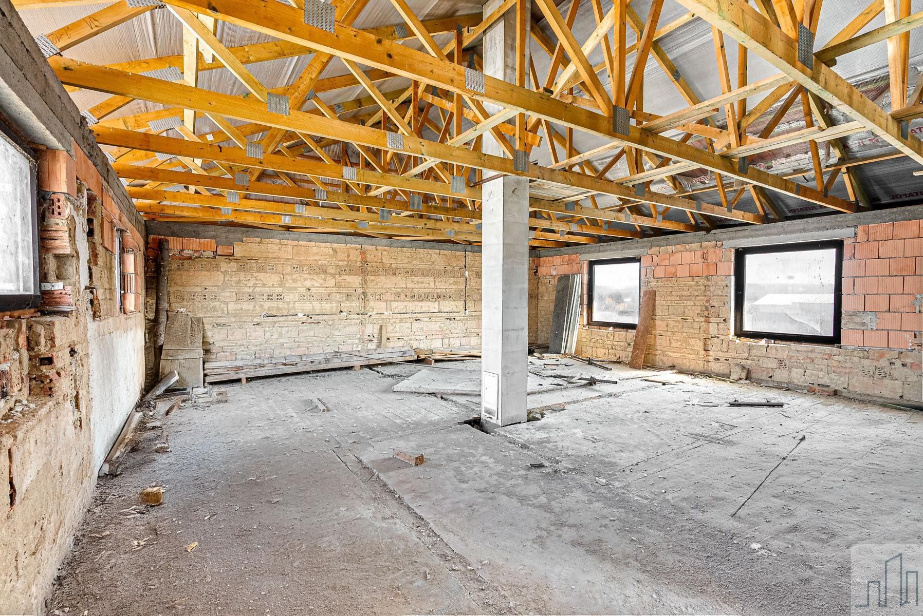 Prodej komerčního prostoru 1970 m² - foto 13
