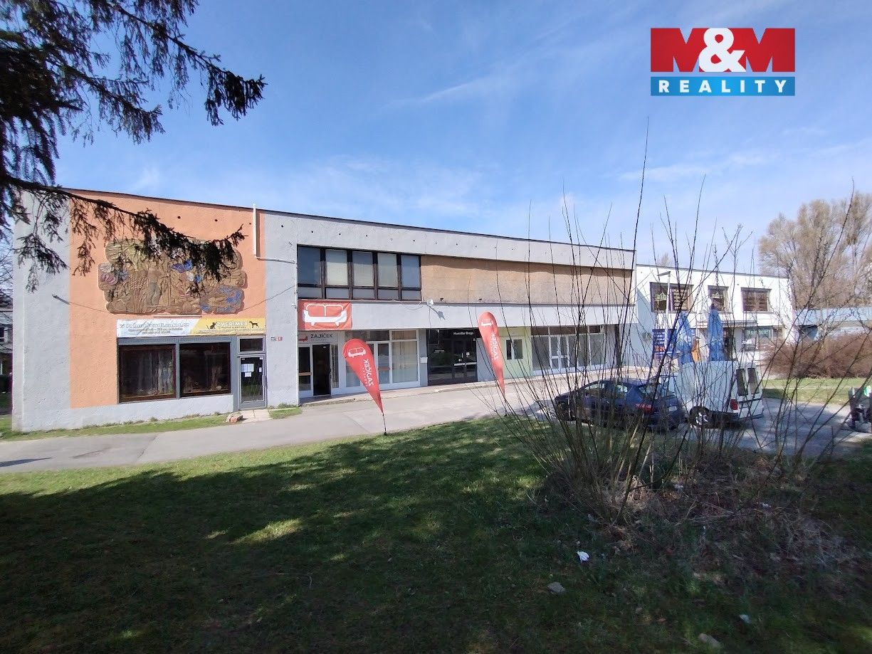 Pronájem komerčního prostoru 582 m² - foto 6
