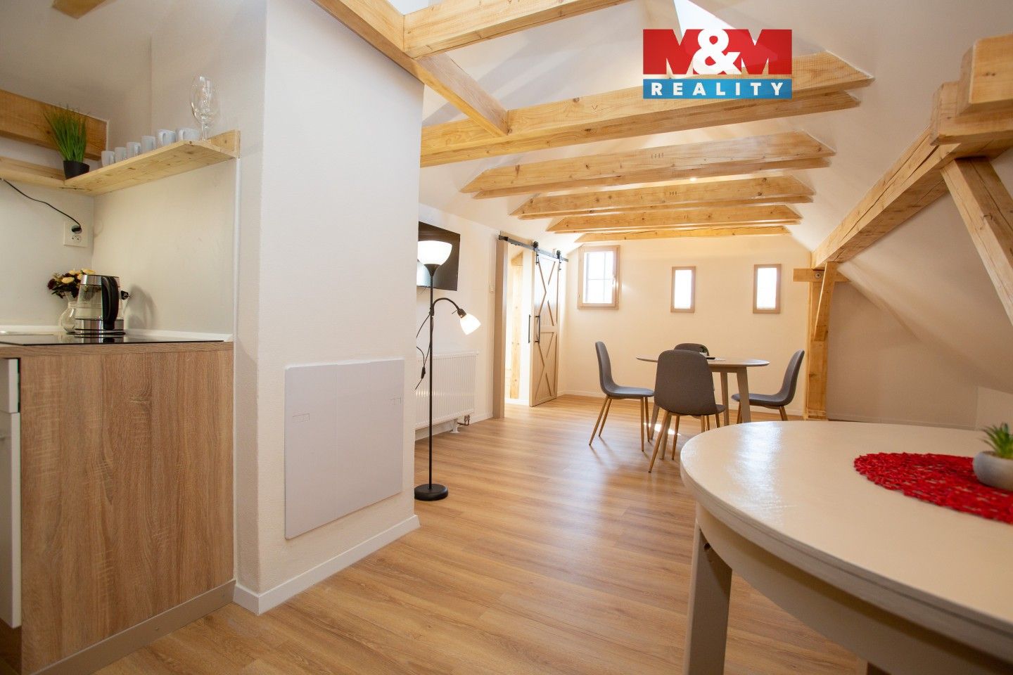 Prodej bytu 2+kk 76 m² - foto 1