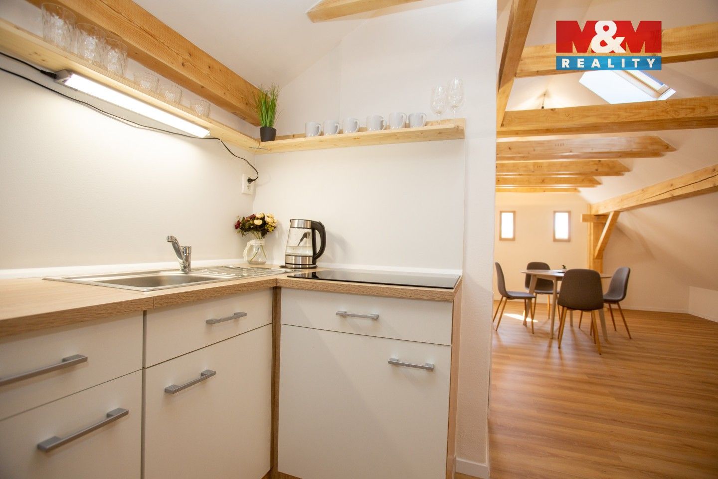 Prodej bytu 2+kk 76 m² - foto 2