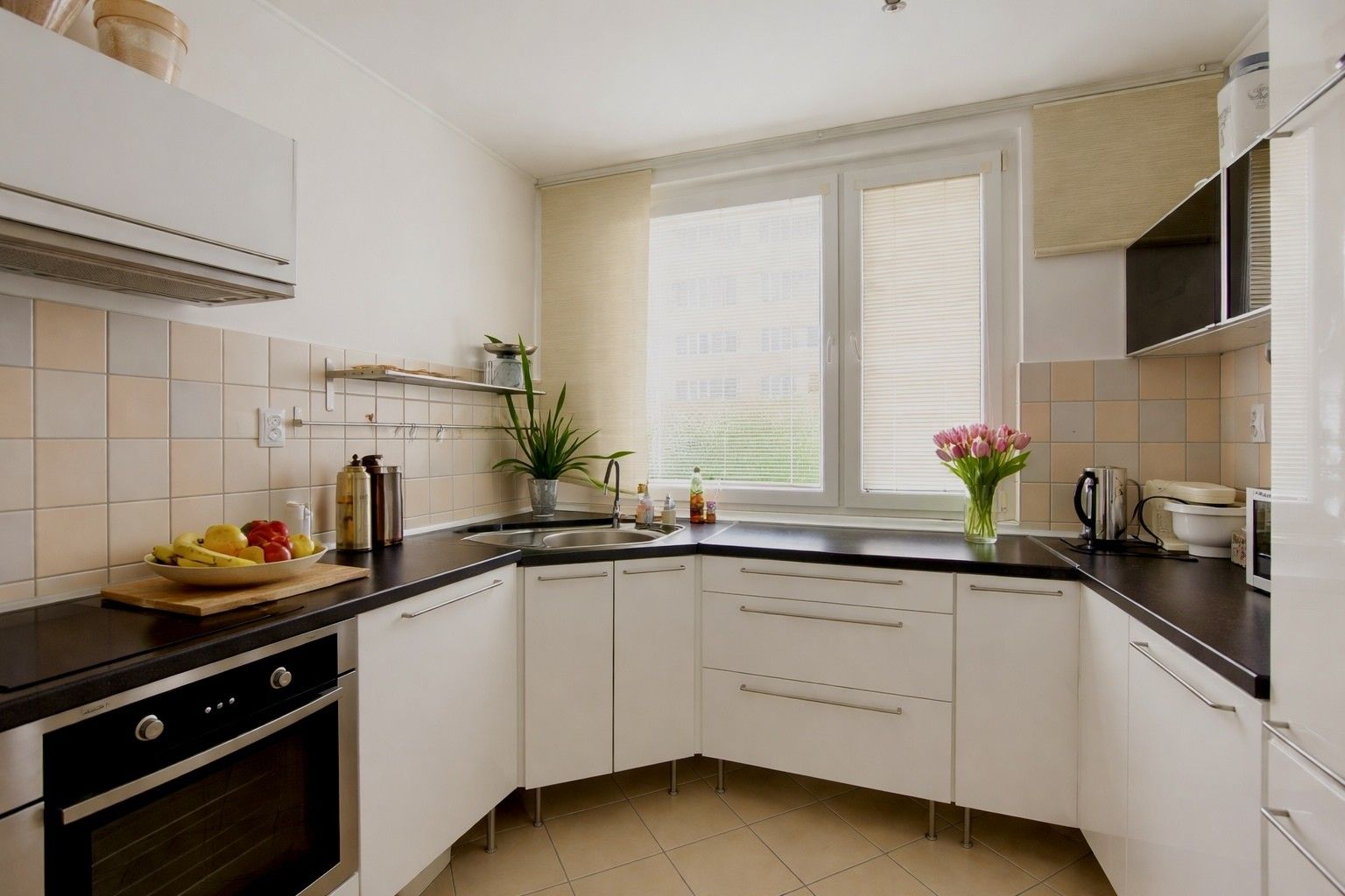 Pronájem bytu 4+1 86 m² - foto 1