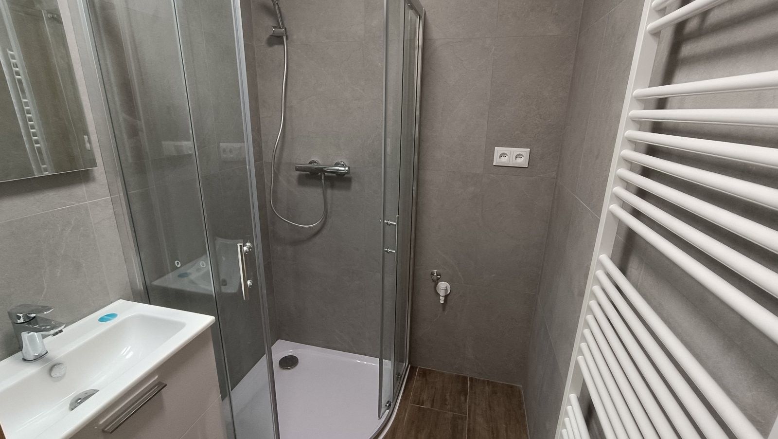 Pronájem bytu 3+1 74 m² - foto 14