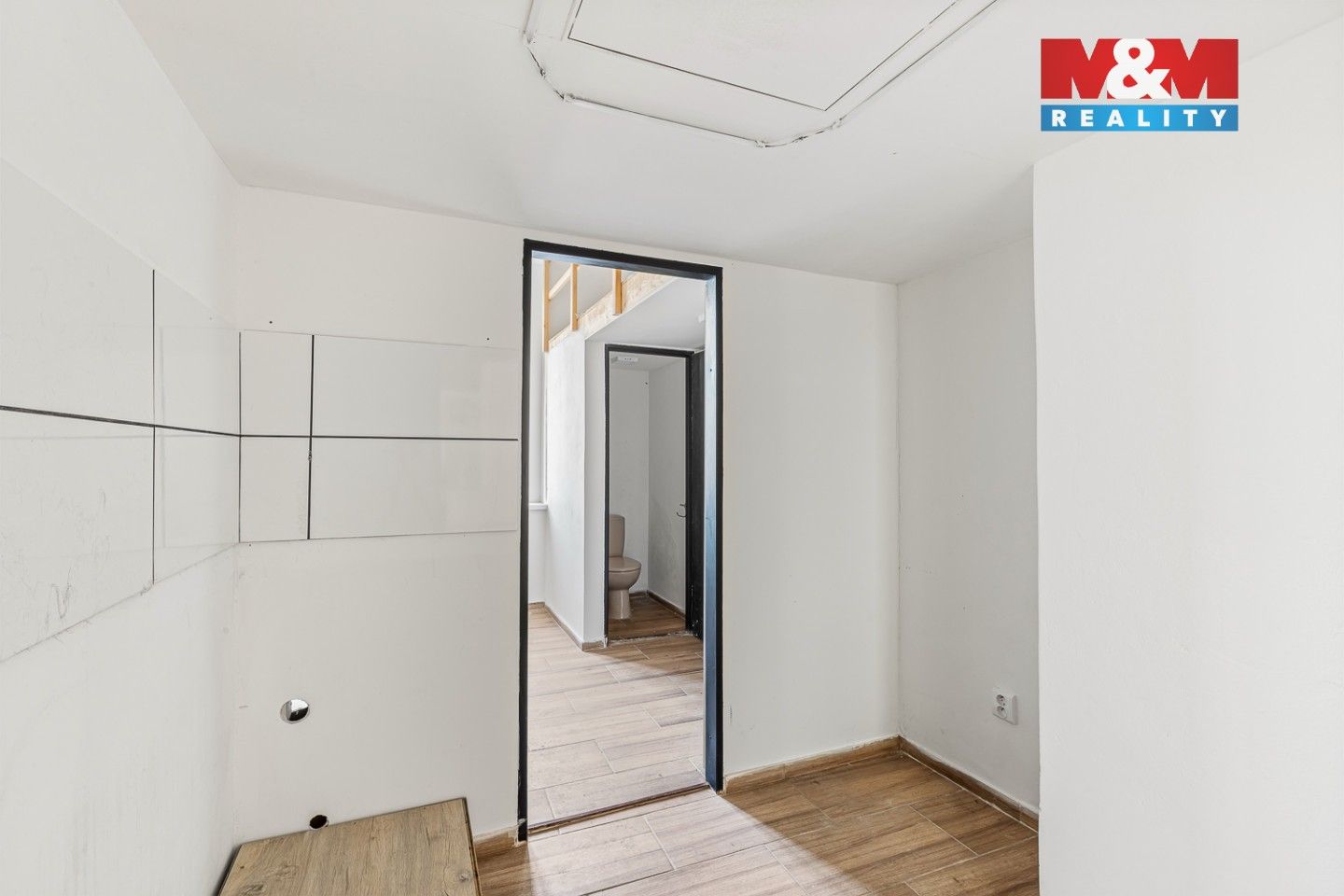 Prodej komerčního prostoru 744 m² - foto 30