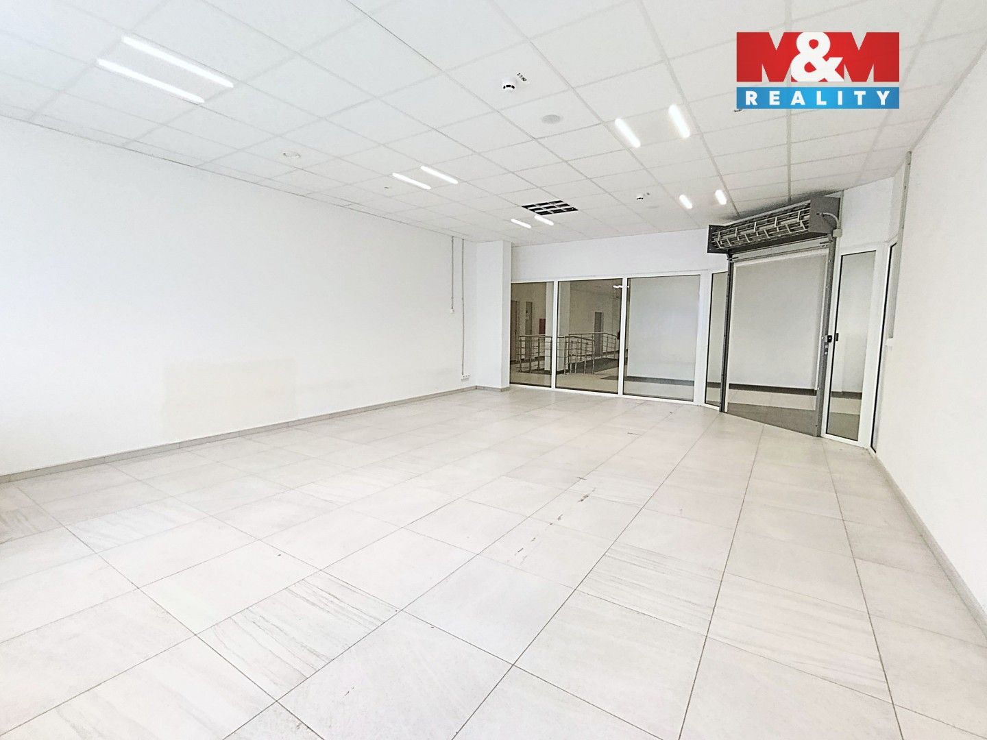 Pronájem komerčního prostoru 45 m² - foto 2
