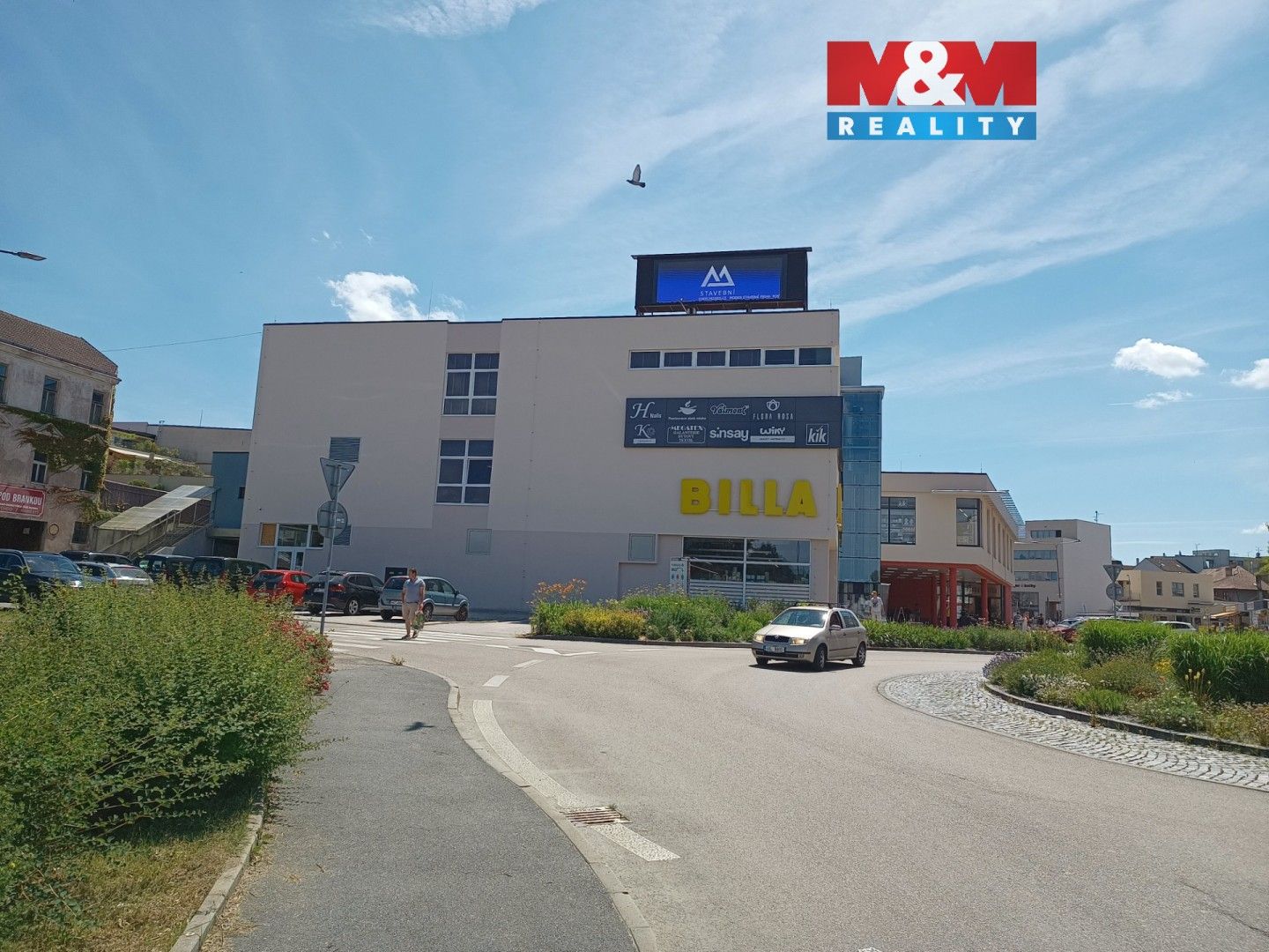 Pronájem komerčního prostoru 185 m² - foto 1