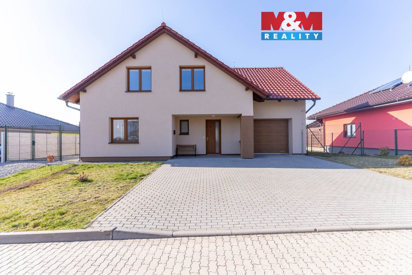 Prodej domu 222 m² - foto 1