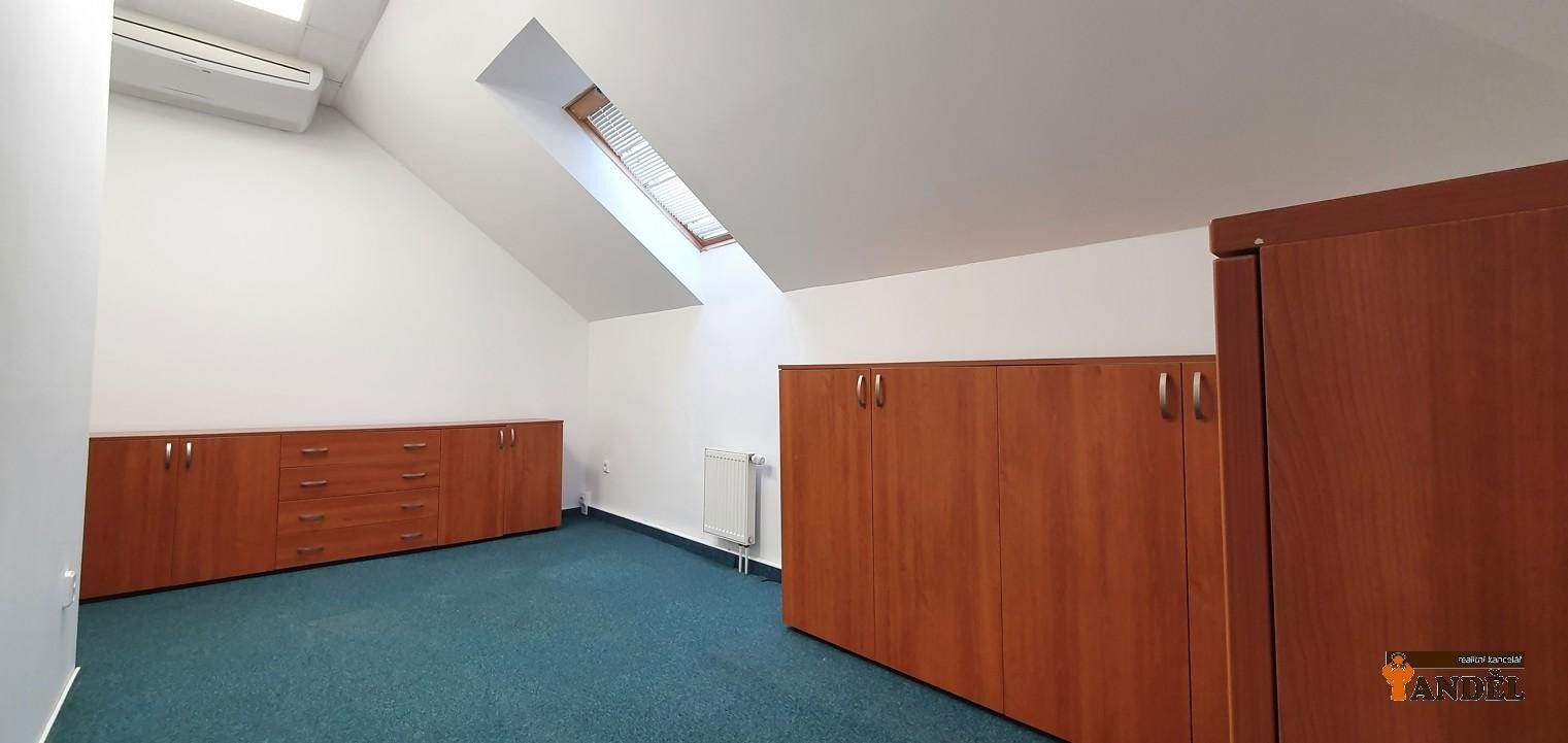 Pronájem komerčního prostoru 12 m² - foto 4