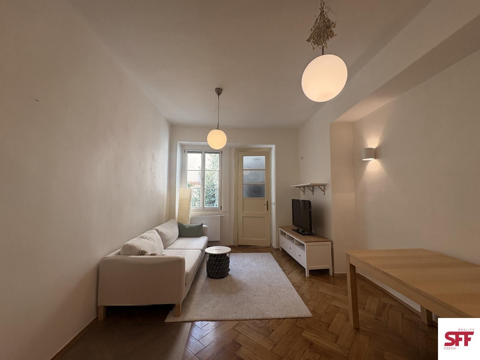 Pronájem bytu 3+kk 76 m² - foto 5