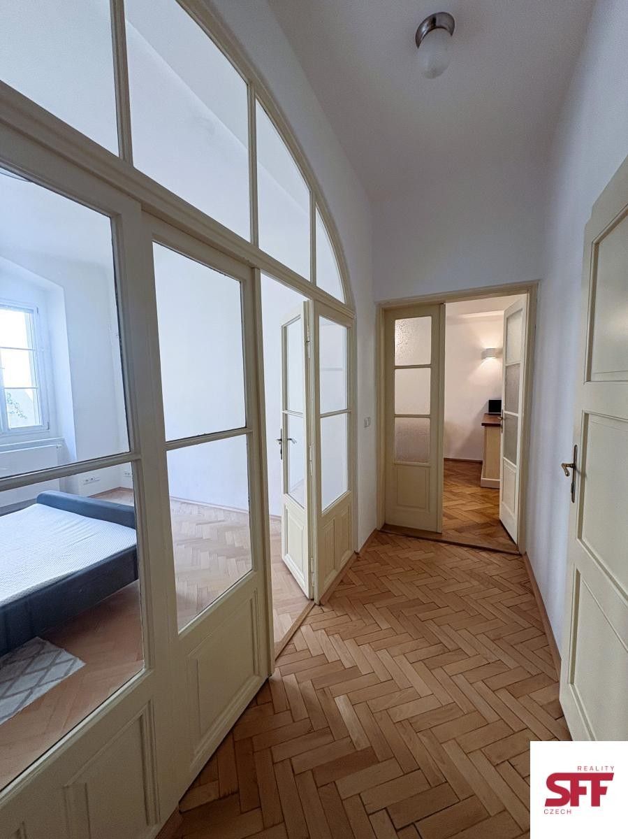 Pronájem bytu 3+kk 76 m² - foto 8