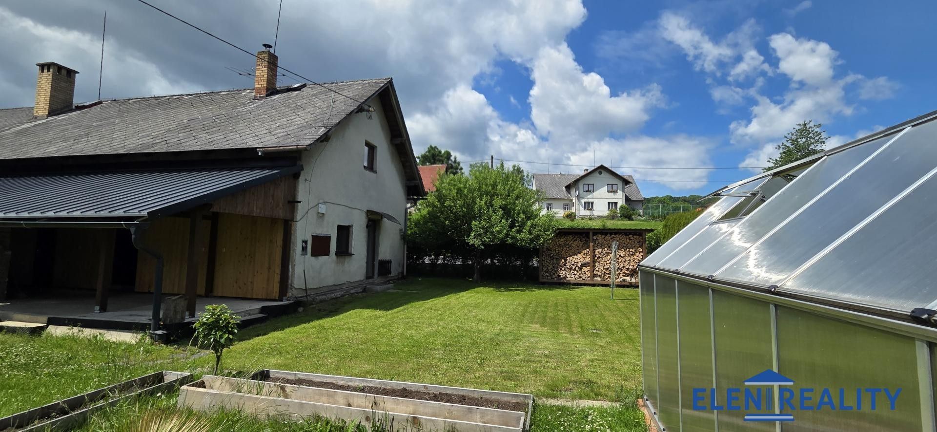 Prodej domu 228 m² - foto 1