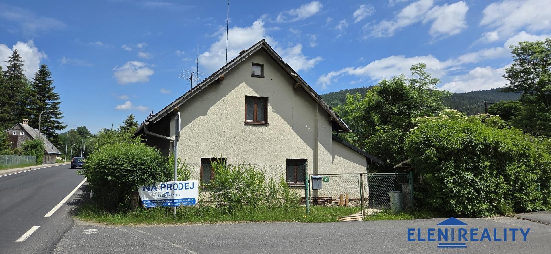 Prodej domu 228 m² - foto 2