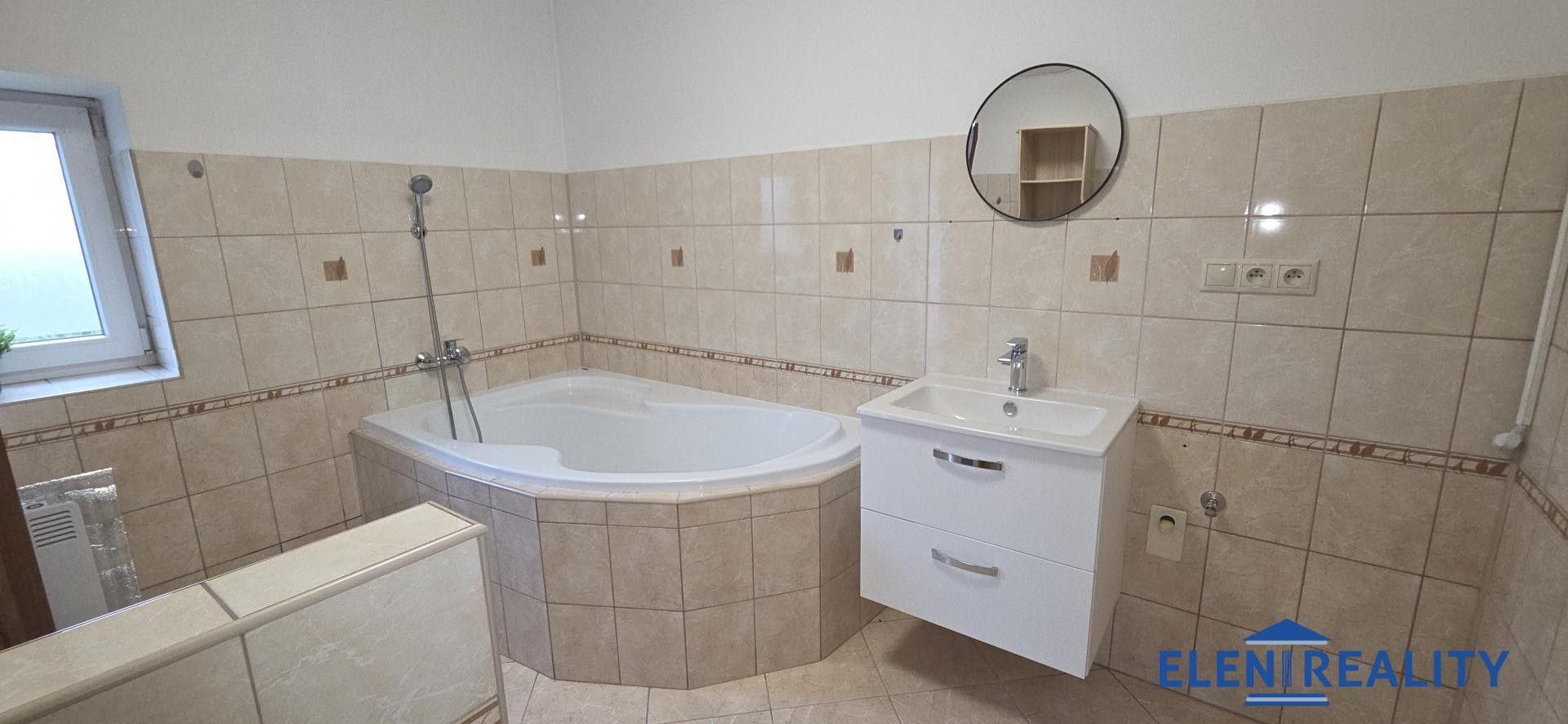 Prodej domu 228 m² - foto 28