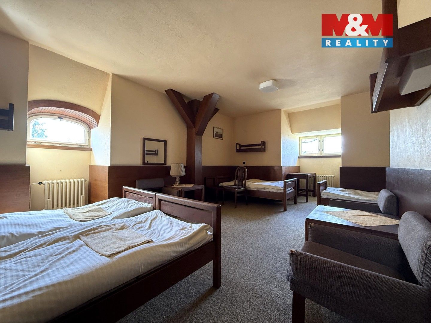 Pronájem komerčního prostoru 3200 m² - foto 6