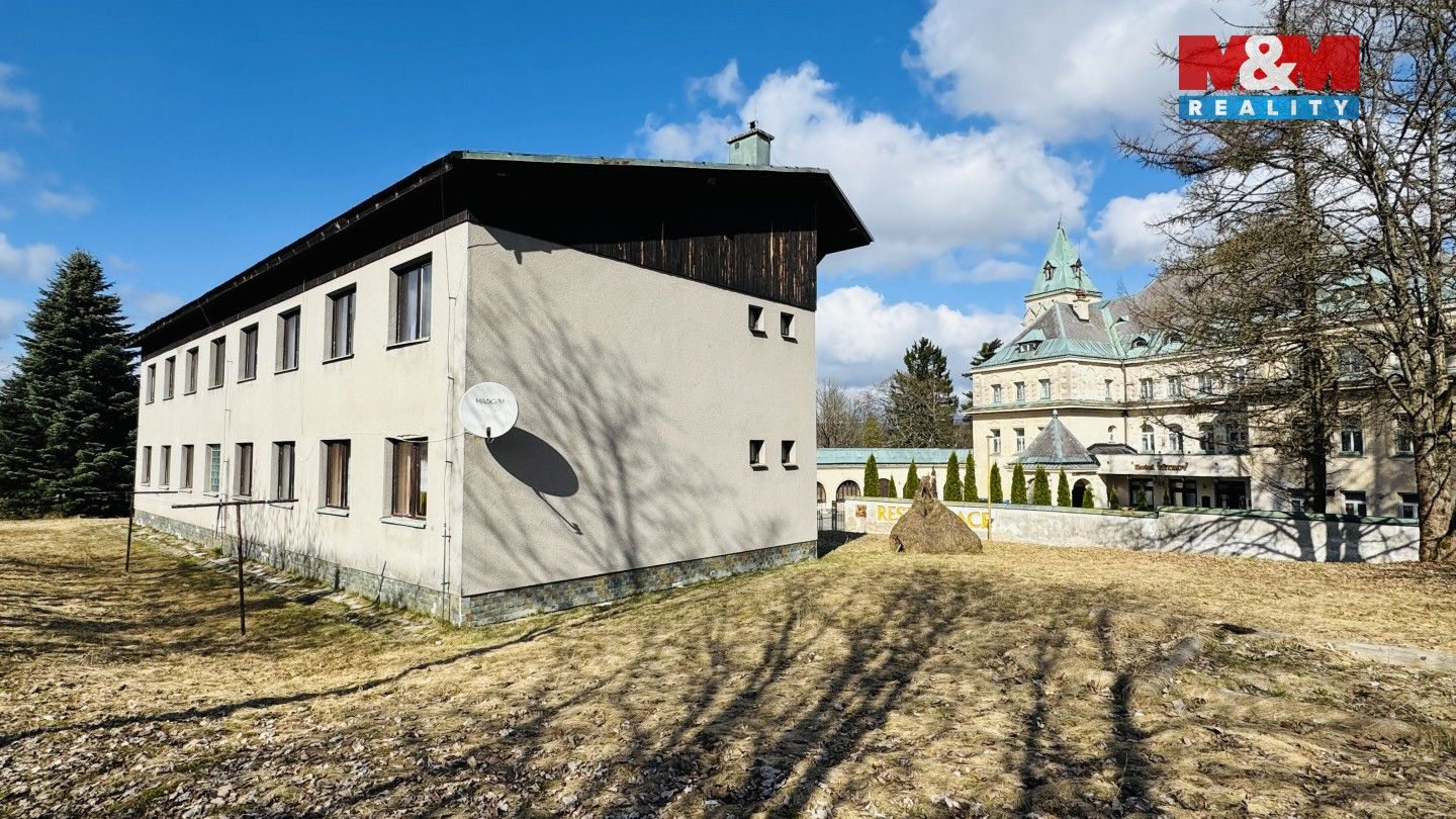 Pronájem komerčního prostoru 563 m² - foto 5