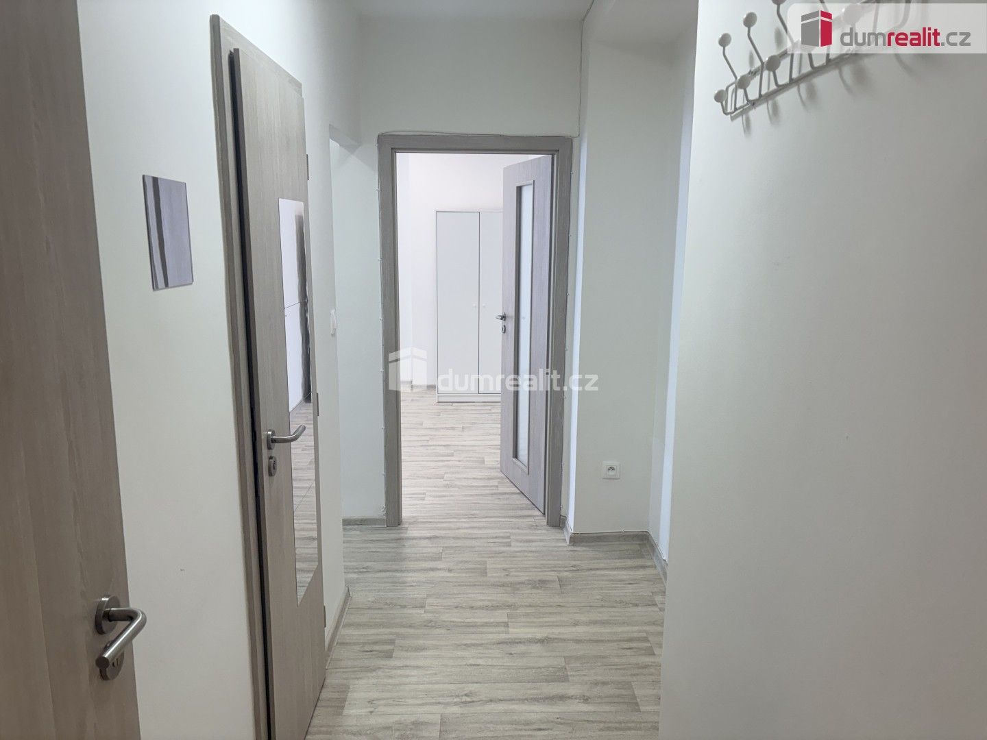 Pronájem bytu 2+1 53 m² - foto 4